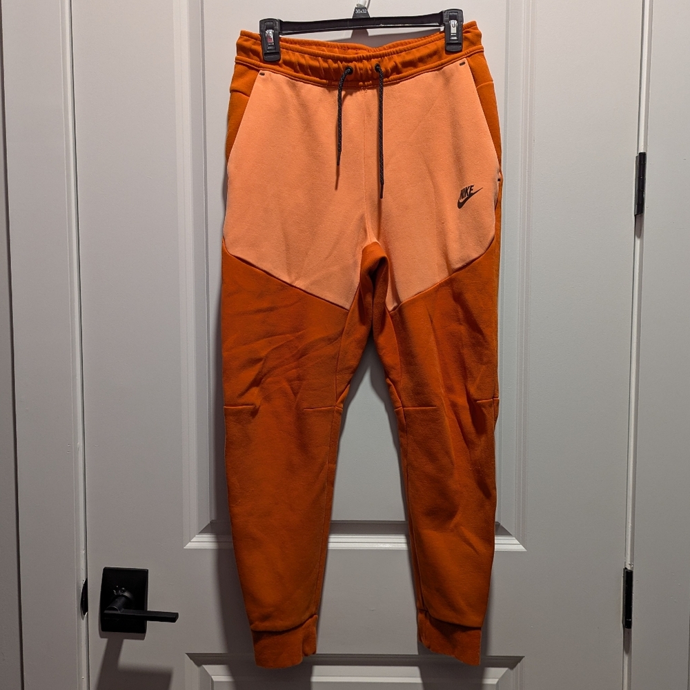 Nike Tech Fleece